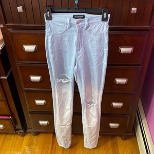 FN OMBRÉ DISTRESSED JEANS 😍